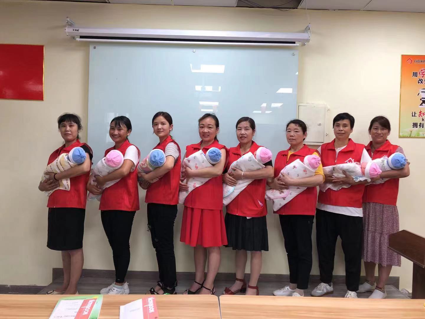 昆山金牌月嫂培訓(xùn) 昆山金牌月嫂培訓(xùn)